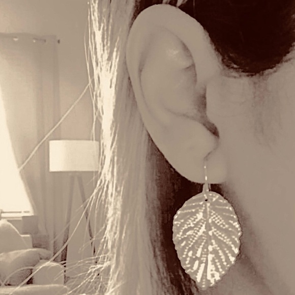 Golden Leaf Autumn Fall Textured Veined Leaves Nature Sparkly Boho Hippie Dangle - Picture 8 of 16